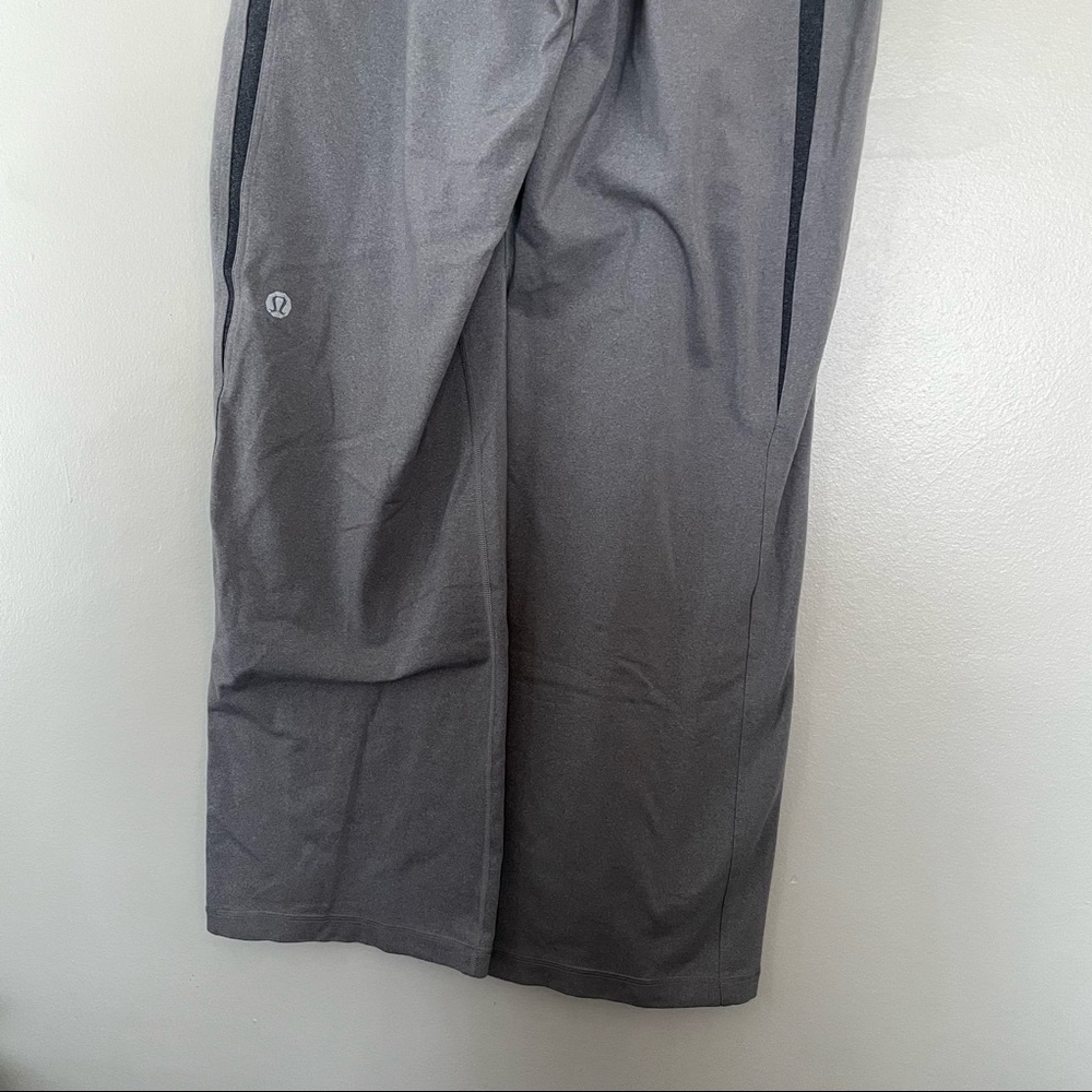 Lululemon sweatpants - Picture 4 of 8